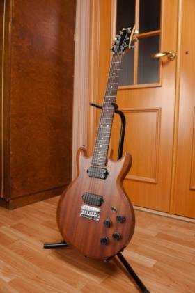 Ibanez AX7521