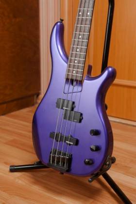 Fernandes FRB-55