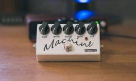  D-Sound Machine fuzz (Fuzz factory)
