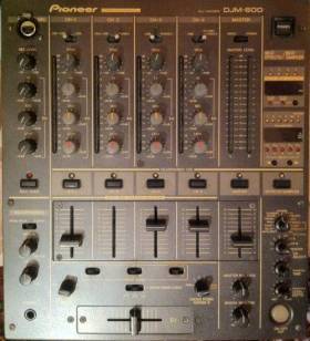 Pioneer DJM 600