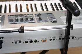 Roland Fantom X8