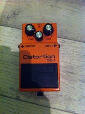distortion BOSS DS-1 distortion