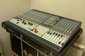Allen Heath GL2400-24