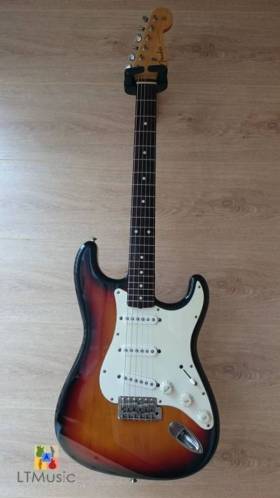 Fender JAPAN STRATOCASTER ST62-53