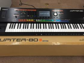 Roland Jupiter-80