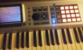 Roland Fantom x6