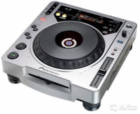 Pioneer CDJ-800