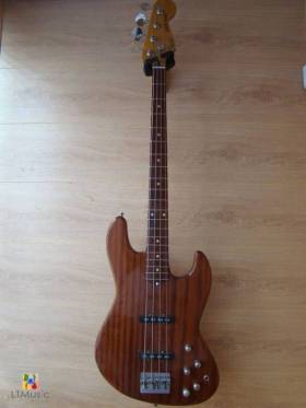 Fender Mahogony Jazz Bass Japan