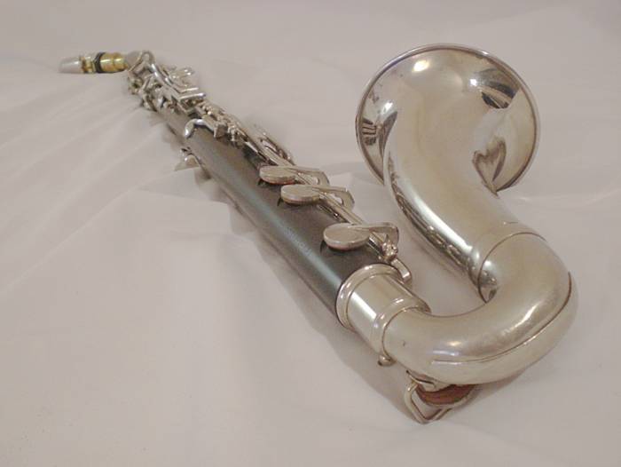 Кларнет альт. Альт кларнет. Необычные духовые инструменты. Альтовый кларнет. Духовые инструменты странные.