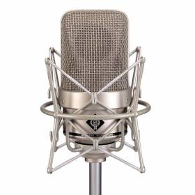 Neumann M 150