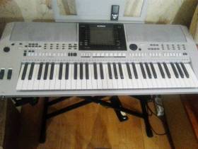 Yamaha PSR-S900