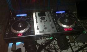 Numark Mixdeck