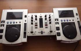 Pioneer CDJ-100s 