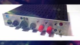 микрофонный и инструментальный предусилитель Summit Audio 2ba-221