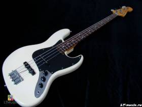 Fender JB-62 Jass Bass White Seymour Duncan