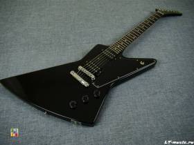 Gibson Explorer USA 2005 Black in Black!