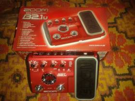басовый процессор ZOOM B2.1U