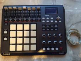AKAI MPD-32