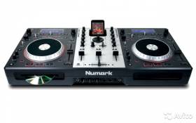 Numark Mixdeck