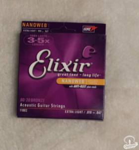 струны Elixir Nanoweb Bronze, 10-47