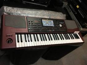 Korg Pa1000