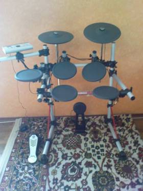 Yamaha DTXPRESS IV