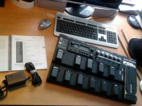 Процессор гитарный Line 6 POD XT LIVE