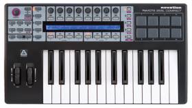 Novation ReMOTE 25 SL COMPACT