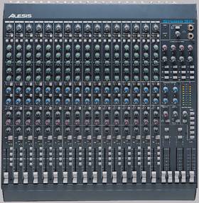 Alesis Studio 32