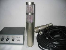 AKG C 24
