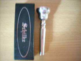 Мундштуки новый schilke 13A4.Marcinkiewicz  1c. Б/У Bach7E. BACH 7E corp. Bach 7E corp.