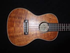 Lanikai CK-C Concert Curly Koa Ukulele
