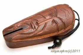 Юч-Курбустан резной 100x50 - Футляр для варгана