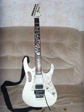 Ibanez Jem555