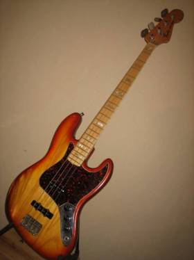 Fender Jazz Bass