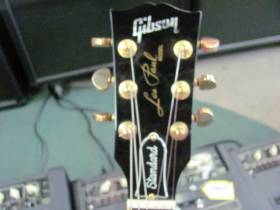 Gibson Standard DC