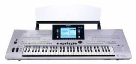 Yamaha Tyros 3 61-Key Arranger Workstation Keyboard