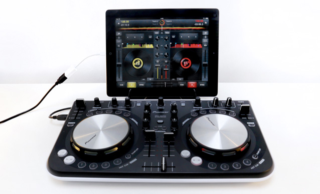 Cross DJ 1.4 для iPad может контролироваться по MIDI 