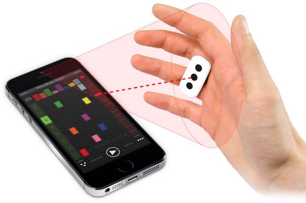 IK Multimedia представляет iRing: контроллер управления движением для iOS