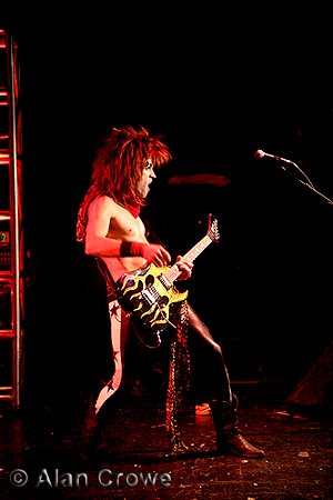 Satchel Steel Panther D'Addario Strings