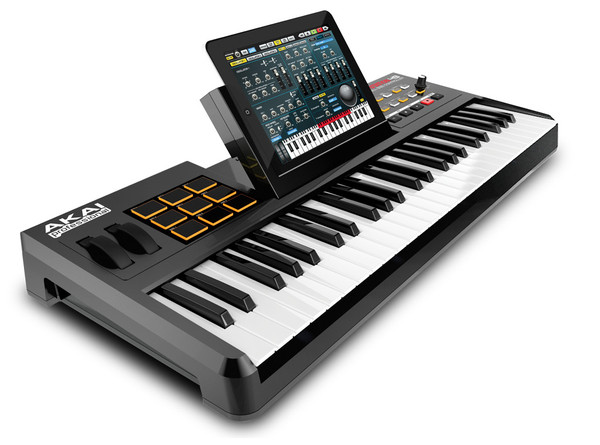 Akai SynthStation49 iPad